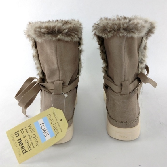 TOMS Vista Pull On faux fur waterproof Boot 6.5 - Picture 3 of 7